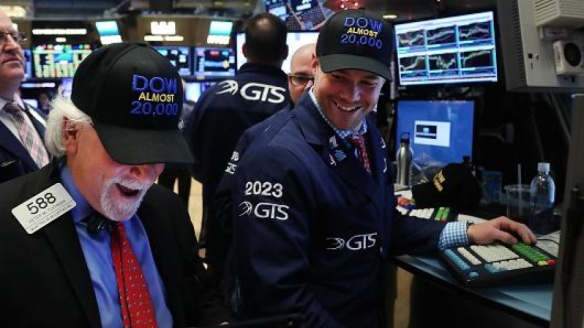 Νέο ιστορικό υψηλό για Dow Jones - Στήριξη από τράπεζες και ενέργεια